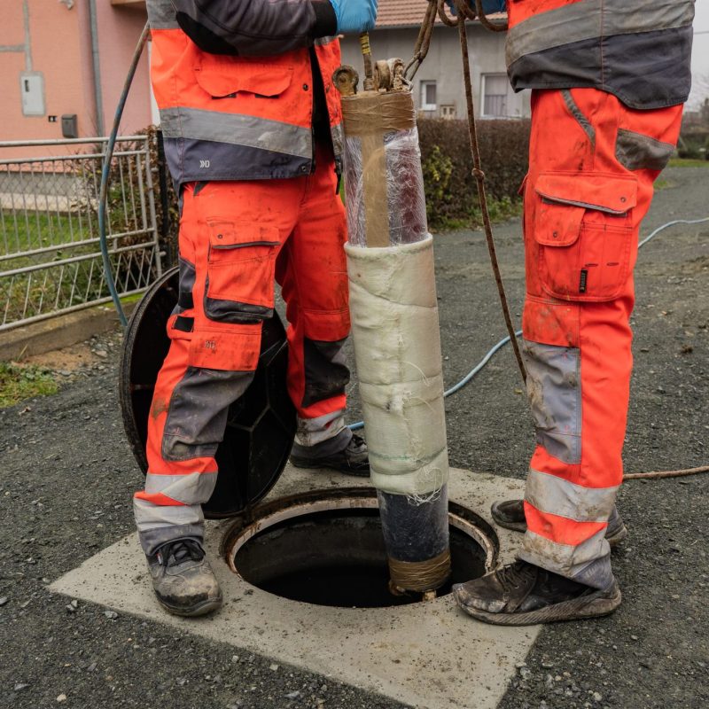 Mass Image Compressor Compressed this image. https://sourceforge.net/projects/icompress/ with Quality:80