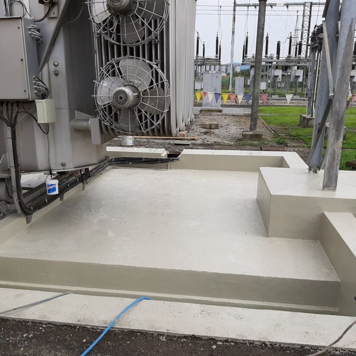 Mass Image Compressor Compressed this image. https://sourceforge.net/projects/icompress/ with Quality:80